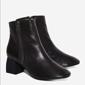 Intentionally Blank FIT boot 39